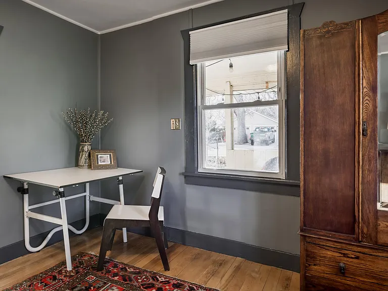 415 Pierce St — Photo 9