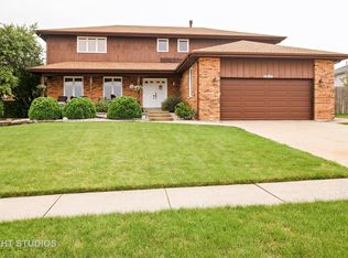 14368 Creek Crossing Dr, Orland Park, IL 60467