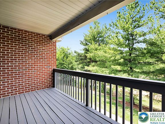 3rd image of 4737 Cheryl Dr