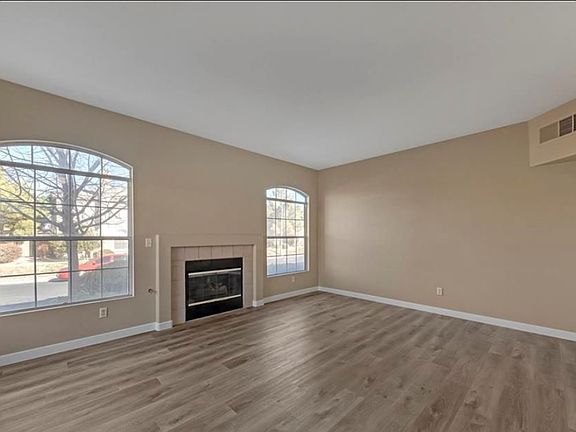 3rd image of 1627 Aspen Meadows Dr