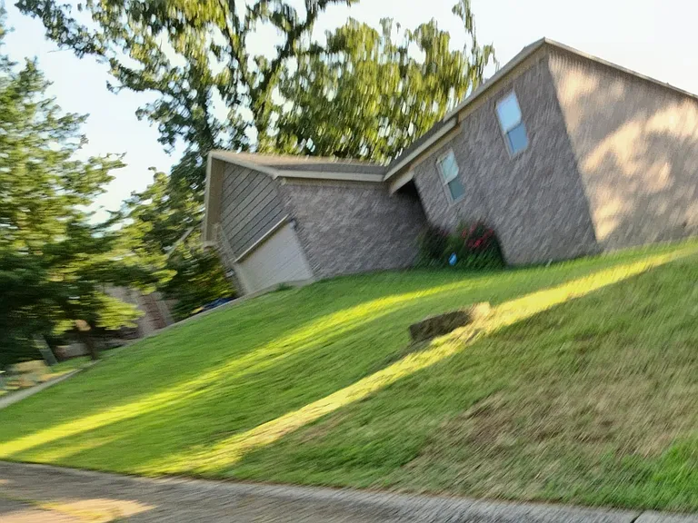 24 Pecan Ln — Photo 2
