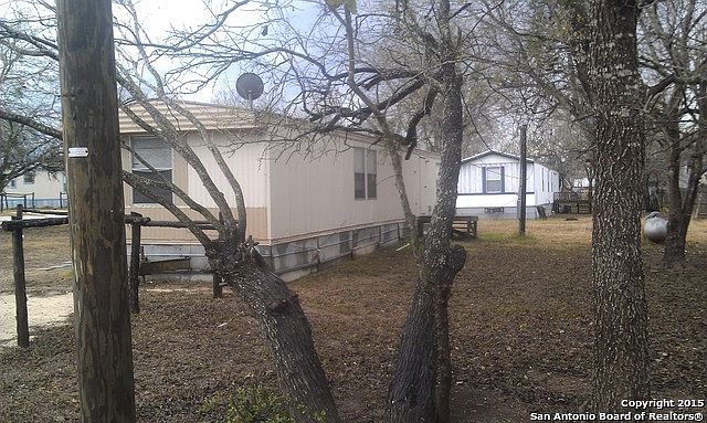 1st image of 611,611A,613 4th St.