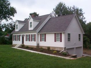 953 Upper Maple St, Killingly, CT 06241