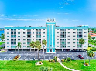 10216 Regal Dr APT 705, Largo, FL 33774