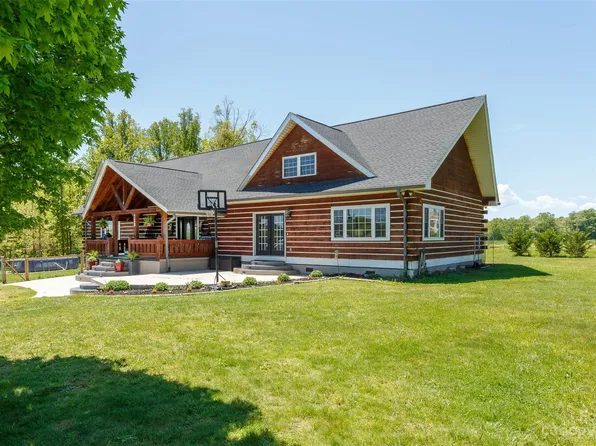 130 Hoots Dr, Hendersonville, NC 28792