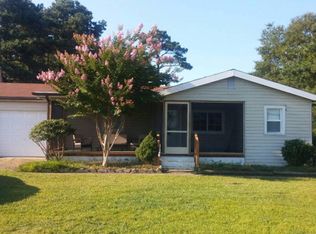 10051 Maryus Rd, Hayes, VA 23072