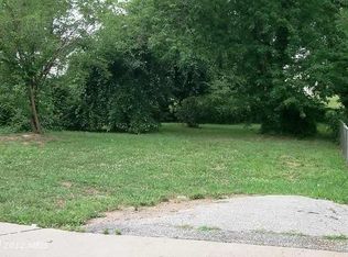 307 Winters Ln, Catonsville, MD 21228