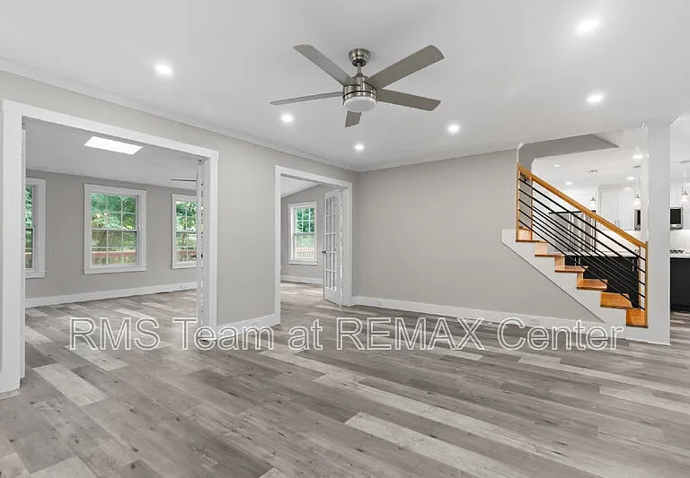 773 Huntington Way NW — Photo 7