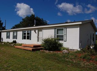 136 Wood Rd NW, Rapid City, MI 49676