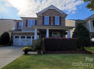 6508 Manitoba Ln, Charlotte, NC 28277