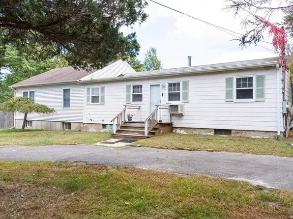 131 Middle Island Boulevard, Middle Island, NY 11953