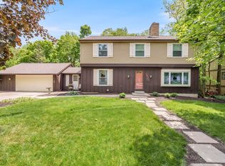 1422 Chanterelle Dr, Fort Wayne, IN 46845