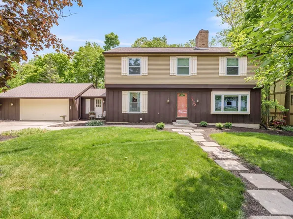 1422 Chanterelle Dr, Fort Wayne, IN 46845
