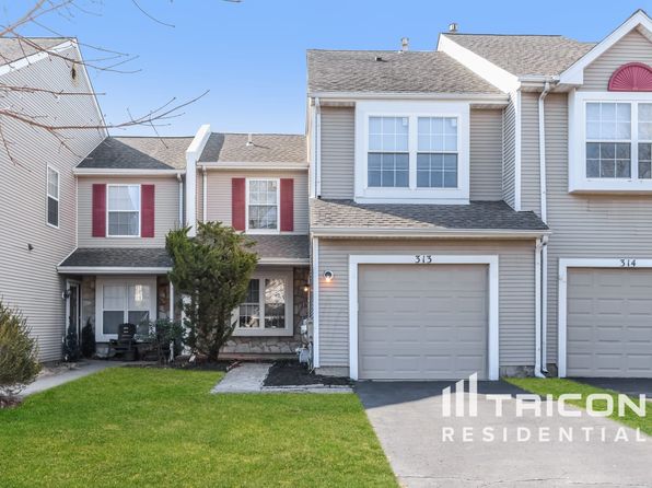 313 Sequoia Dr, Newtown, PA 18940