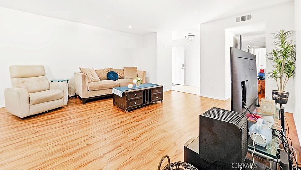 1st image of 3939 N Virginia Rd Unit 312