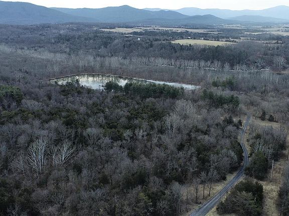 5th image of 251 Mountainview Dr