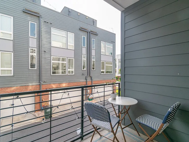 439 Southend Crossing Ln — Photo 21