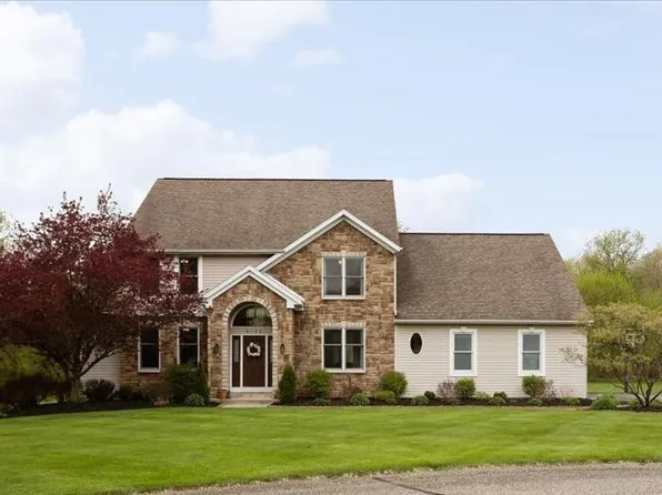 4797 Sunflower Ridge Dr NE, Ada, MI 49301