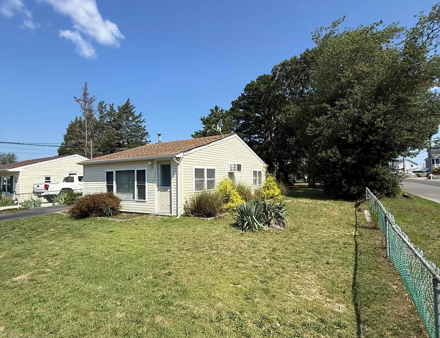 2 bed, 1.0 bath, 600 sqft, $2,150 — Photo 3
