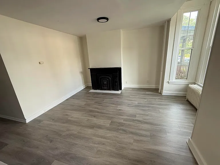 359 Maria Ave #1 — Photo 2