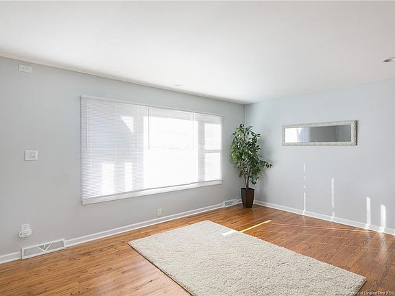 5th image of 721 Ashboro St