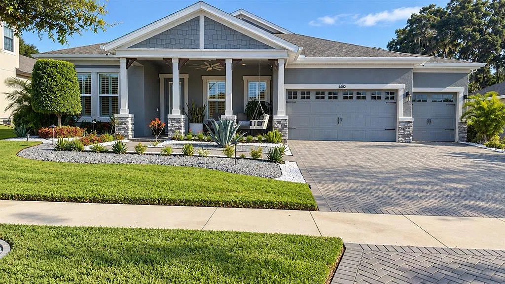 4 bed, 3.0 bath, 3192 sqft, $5,900 — Photo 1
