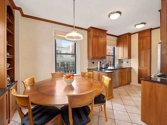 2nd image of 174 W 76th St APT 11J