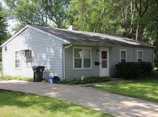 2113 Hollywood Blvd, Iowa City, IA 52240