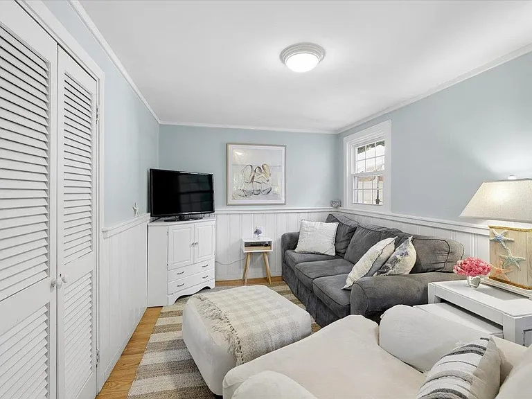 31 Perkins Rd — Photo 10