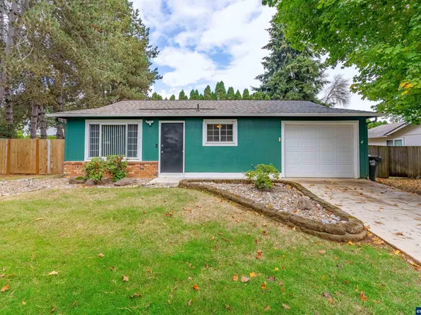 915 Denise Ct SE, Salem, OR 97306