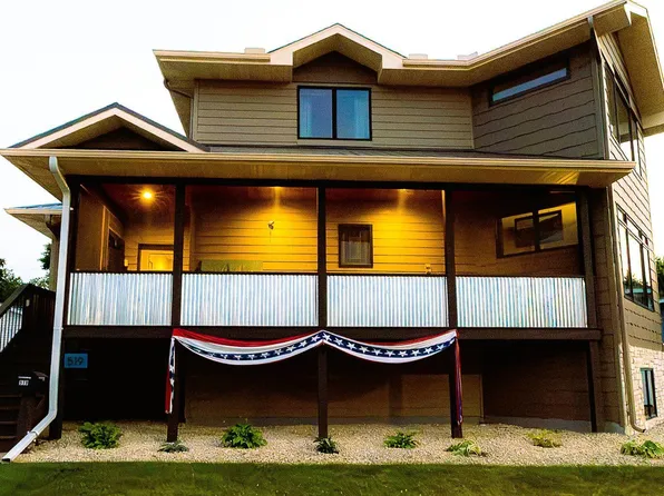 519 N Lakeshore Dr, Lake City, MN 55041