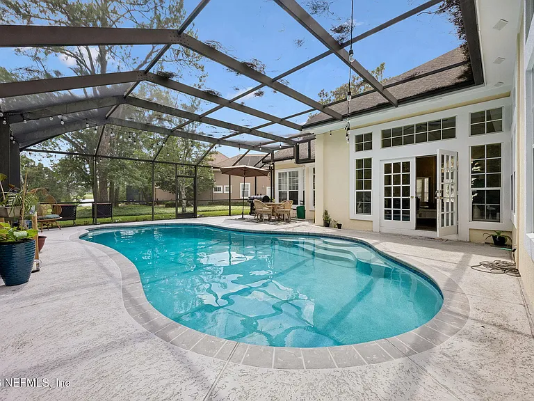 8342 Amherst Hills Ln — Photo 5