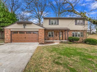 2820 Broadmeade Dr, Powell, TN 37849