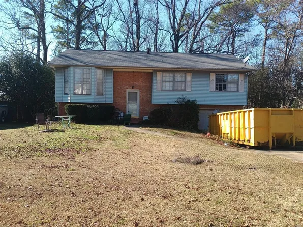 2556 Janice Cir NE, Birmingham, AL 35235