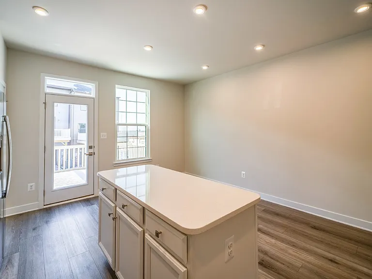 14064 Sunrise Valley Dr — Photo 12
