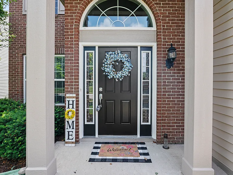 14047 Avalon Blvd — Photo 3