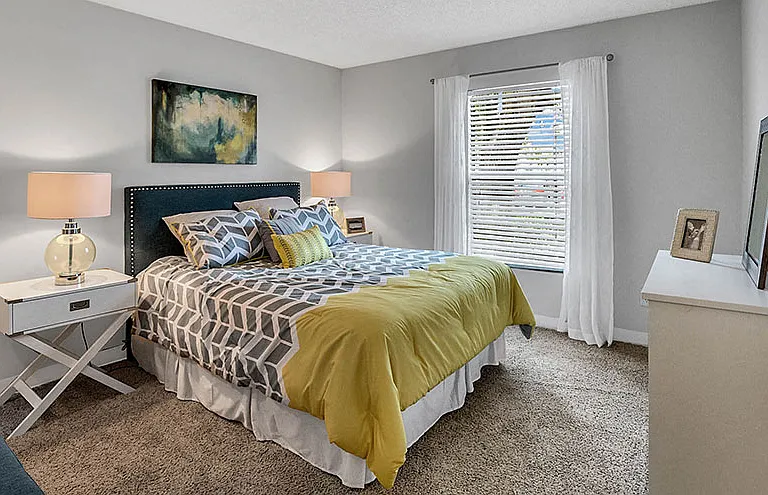 Courtney Cove Apartment Homes — Photo 9