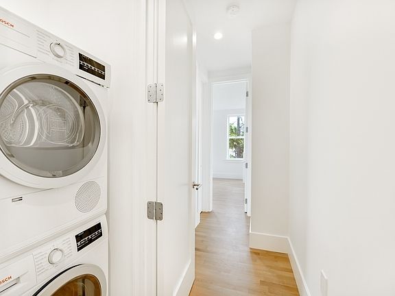 4th image of 1153 President St APT 4E