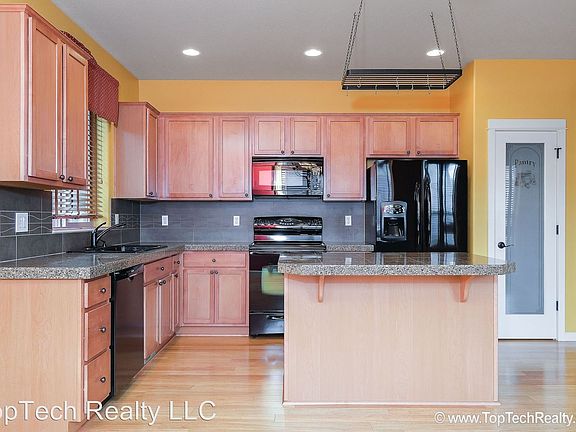 5th image of 1417 NE Alexandria Pl