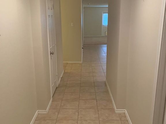 2nd image of 209 W Orion Dr