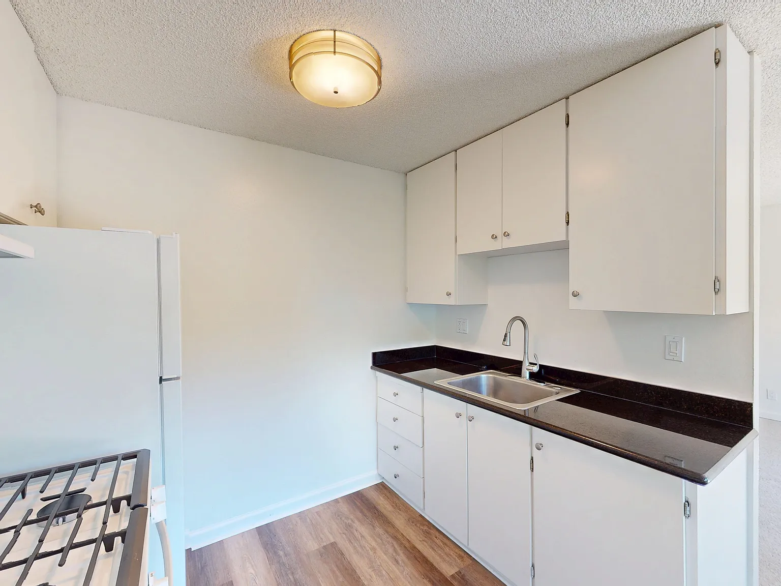 Comfortable 1BR in Novato | Parking Included | Pet Friendly — Photo 3