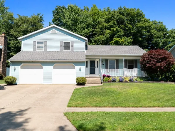 4725 Woodbury Dr, Erie, PA 16510