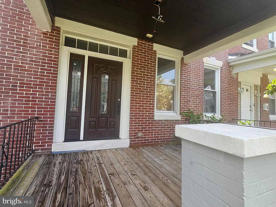 1st image of 413 Lyndhurst St