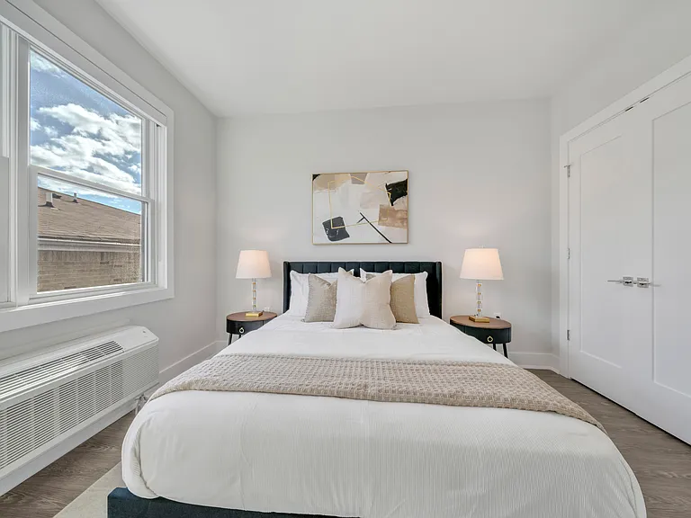 491 Walker St #3F — Photo 11