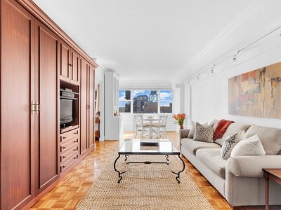 444 E 75th St APT 17E, Manhattan, NY, 10021