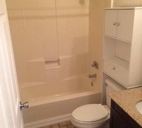 Main Bath Room