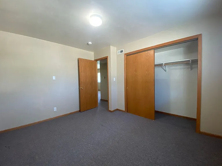 1001-1005 N Buchanan St — Photo 16