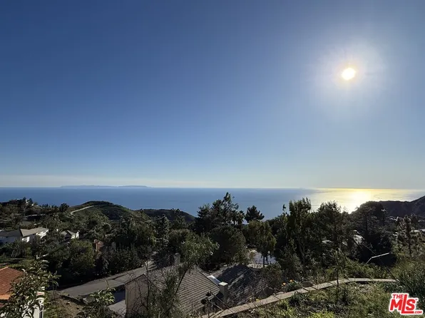 23474 W Moon Shadows Dr, Malibu, CA 90265