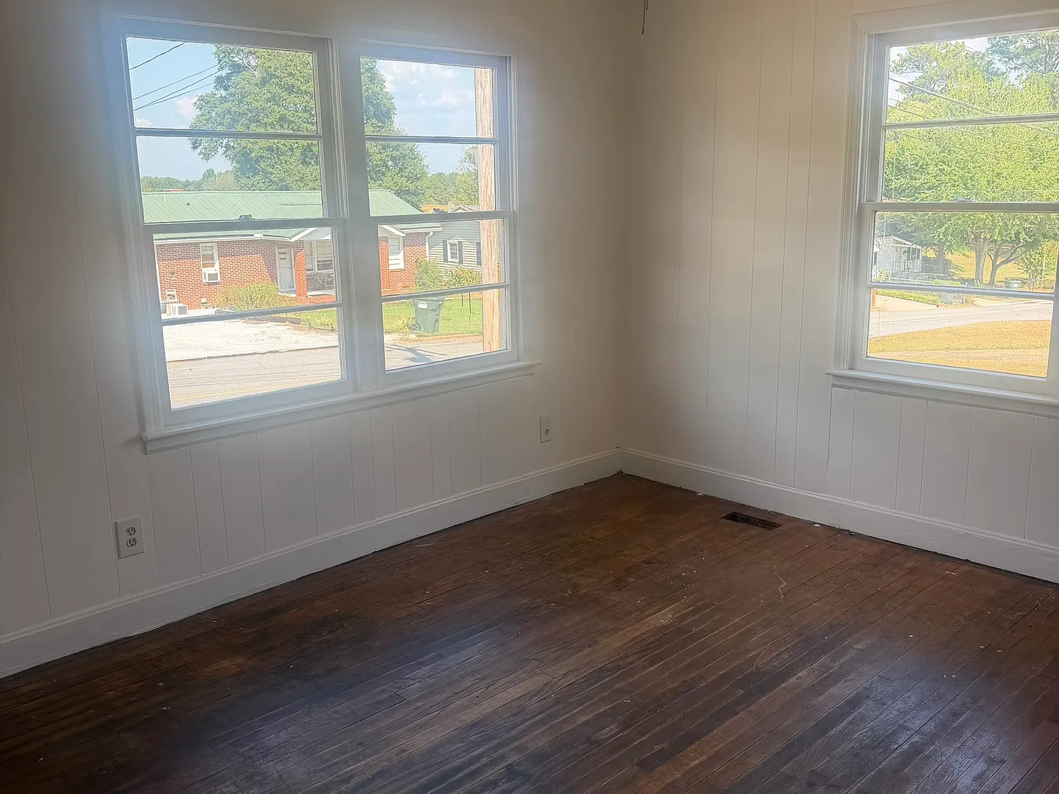 Clairmont Ave, Elberton — Photo 3