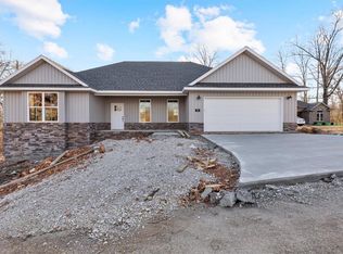 8 Branchwood Ln, Bella Vista, AR 72715